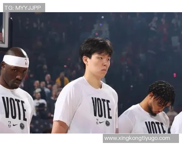 罗威谈小阵容战术变化与斯普利特的信任支持 罗威谈小阵容战术变化与斯普利特的信任支持