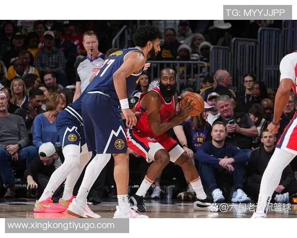 掘金主场遭遇四连败球迷不满发出嘘声引发关注 掘金主场遭遇四连败球迷不满发出嘘声引发关注